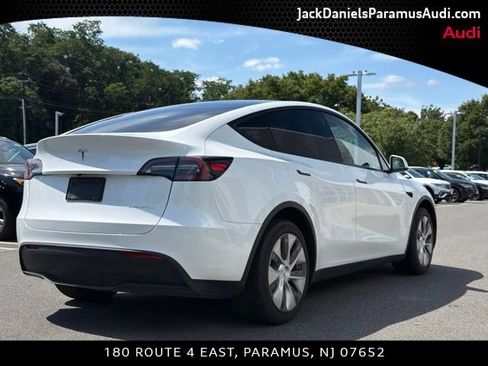 Used 2023 Tesla Model Y Long Range AWD/4WD image 6