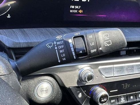 Used 2023 Kia Telluride EX w/ EX Captain's Chair Package image 34