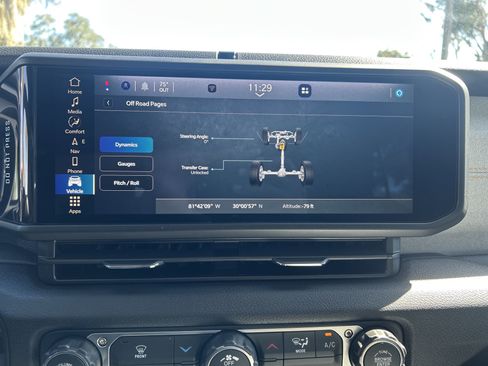 New 2025 Jeep Gladiator Sport image 27