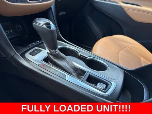 Used 2020 Chevrolet Equinox Premier AWD/4WD image 24