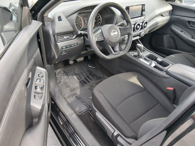 Certified 2025 Nissan Sentra S FWD image 9
