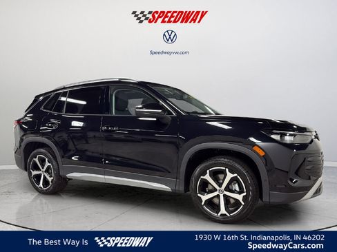New 2026 Volkswagen Tiguan SE AWD/4WD image 1