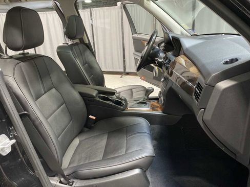Used 2010 Mercedes-Benz GLK 350 4MATIC image 14