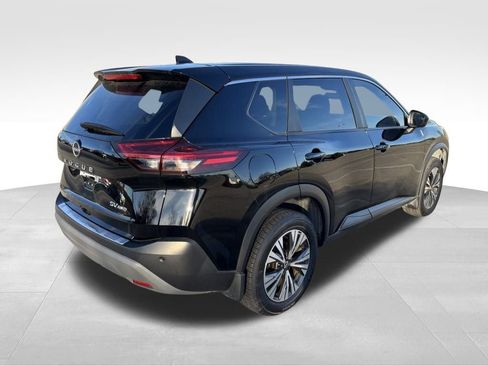 Used 2023 Nissan Rogue SV image 5