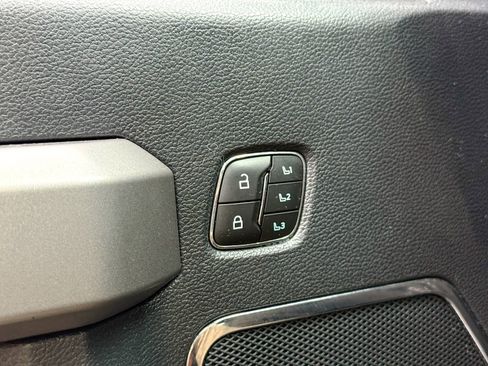 Certified 2022 Ford F350 Platinum w/ Tremor Off-Road Package image 33