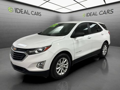 Used 2021 Chevrolet Equinox LS FWD image 1