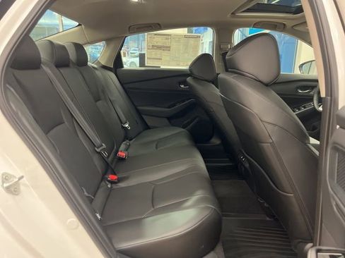 New 2025 Honda Accord Touring image 8