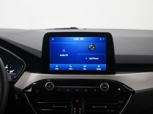 Used 2022 Ford Escape SE image 17