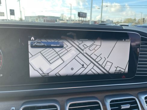 Certified 2024 Mercedes-Benz GLE 350 4MATIC w/ Winter Package image 24