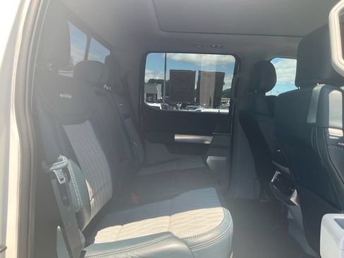 Used 2024 Ford F250 Limited w/ FX4 Off-Road Package AWD/4WD image 13