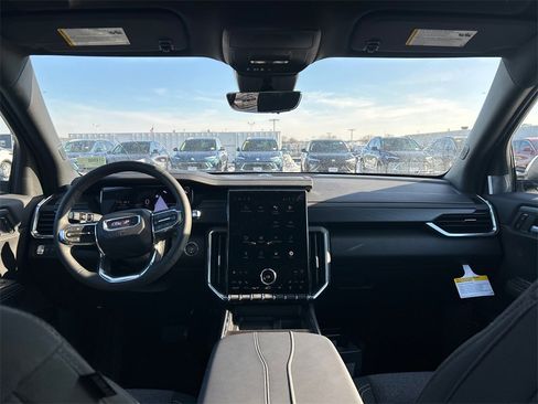 New 2026 GMC Acadia Elevation image 31