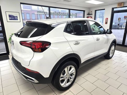 Used 2023 Buick Encore GX Preferred w/ Cold Weather Comfort Package AWD/4WD image 10