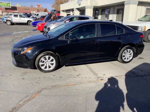 Used 2024 Toyota Corolla LE image 14