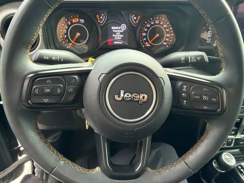 Used 2024 Jeep Wrangler Sport AWD/4WD image 15