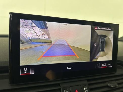 Used 2023 Audi SQ5 Premium Plus w/ Premium Plus Package image 30