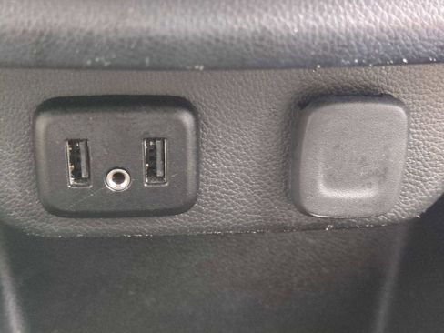 Used 2023 Chevrolet Traverse LS w/ Safety Package image 20