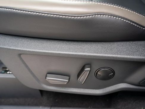 New 2025 Ford Bronco Outer Banks w/ Sasquatch Package image 12