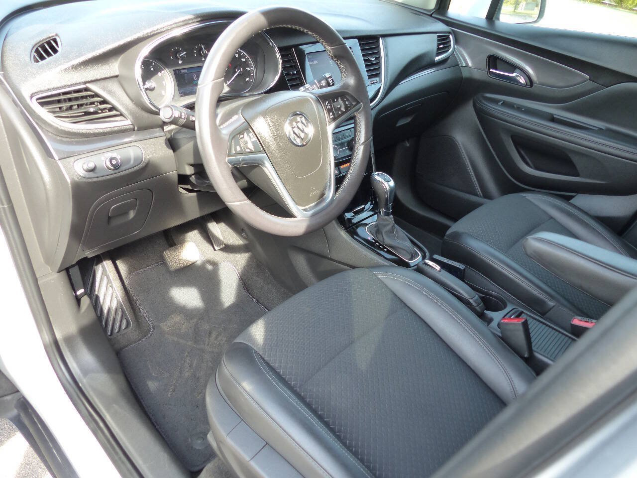 Used 2022 Buick Encore Preferred w/ Safety Package AWD/4WD image 14