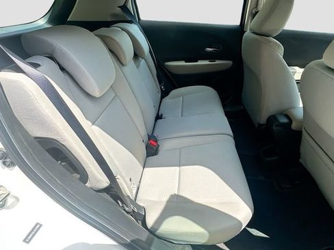 Used 2020 Honda HR-V LX image 27