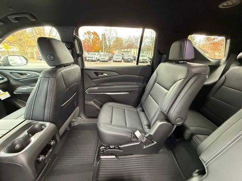 New 2026 Chevrolet Traverse LT image 23