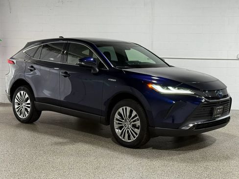 Used 2021 Toyota Venza Limited w/ Advanced Technology Package AWD/4WD image 4