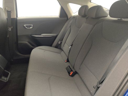 Used 2025 Kia K4 FWD image 18