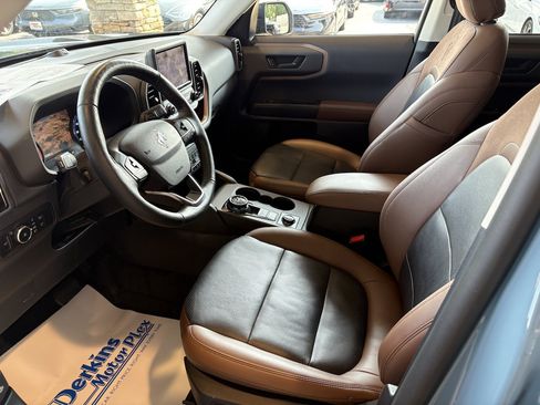 Used 2023 Ford Bronco Sport Badlands w/ Premium Package AWD/4WD image 2
