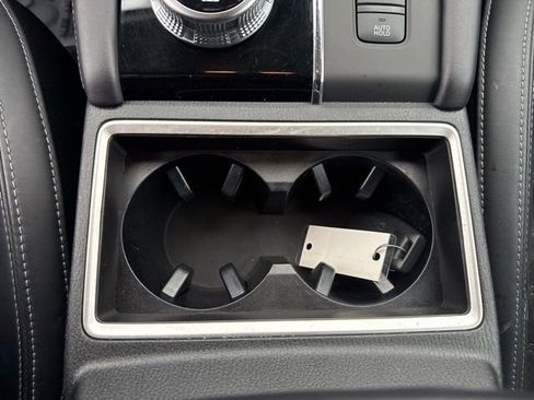 Used 2024 Mitsubishi Outlander SE image 33