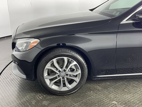Used 2015 Mercedes-Benz C 300 4MATIC Sedan image 4