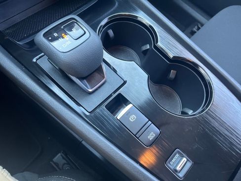 Certified 2024 Nissan Rogue S image 22