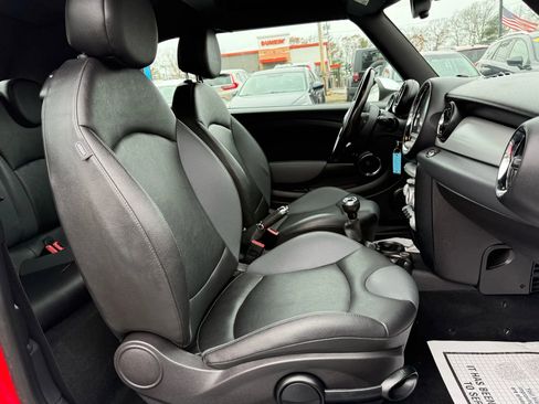 Used 2010 MINI Cooper Convertible image 19