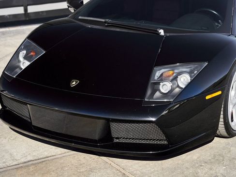 Used 2006 Lamborghini Murcielago Roadster image 8