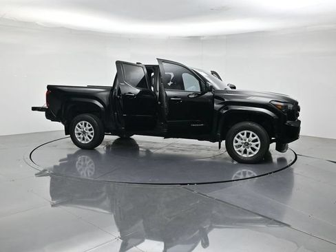 Used 2024 Toyota Tacoma SR5 AWD/4WD image 52