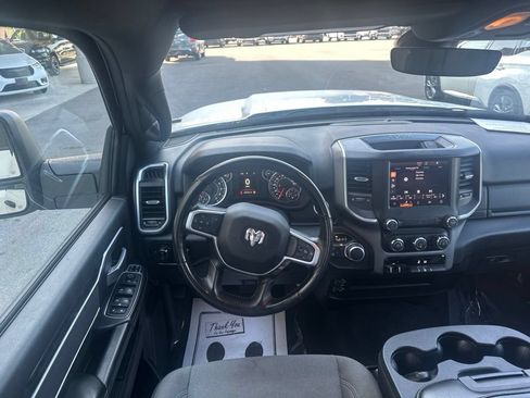 Used 2024 RAM 2500 Big Horn AWD/4WD image 11