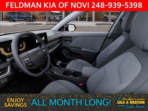 New 2025 Kia K4 LX image 17