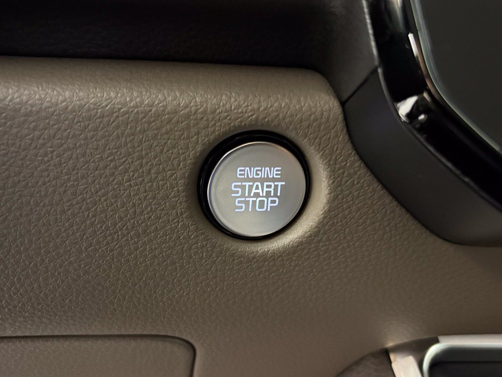 New 2026 Kia Carnival EX FWD image 23