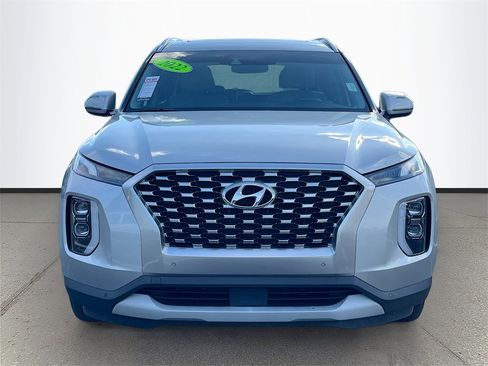 Used 2022 Hyundai Palisade SEL w/ Premium Package image 2
