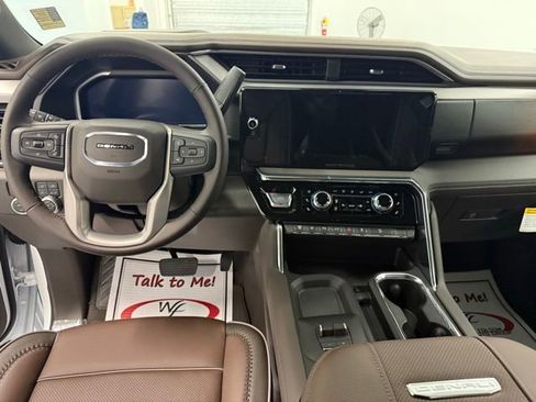 New 2026 GMC Sierra 2500 Denali image 16