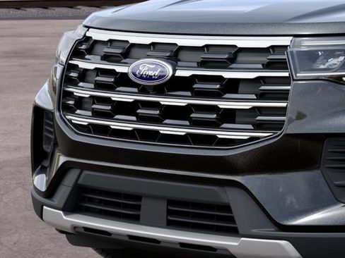 New 2027 Ford Explorer Active AWD/4WD image 17