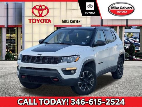 Used 2020 Jeep Compass Trailhawk image 1