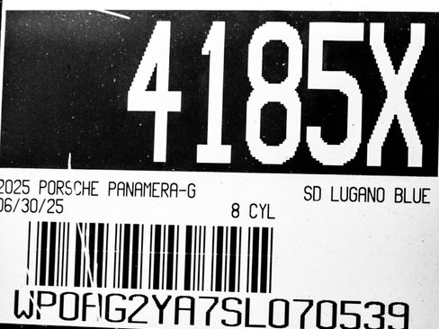 Used 2025 Porsche Panamera GTS image 34