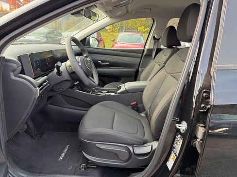 Certified 2025 Hyundai Tucson SE AWD/4WD image 12