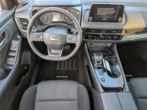 New 2026 Nissan Rogue SV image 9