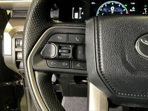 Used 2024 Toyota Tacoma SR5 image 12