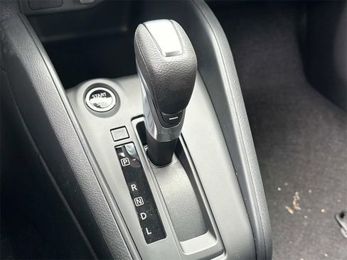 New 2025 Nissan Kicks Play S image 6