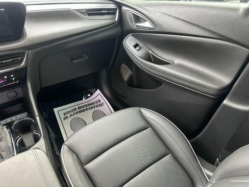 Used 2024 Buick Encore GX Avenir image 15