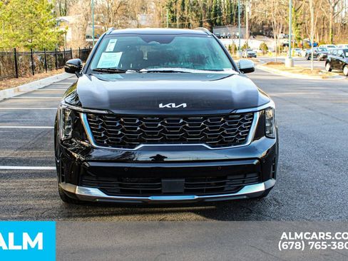 Used 2024 Kia Sorento S image 10