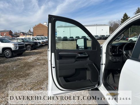 Used 2025 Chevrolet Silverado 2500 LT w/ All Star Edition image 9