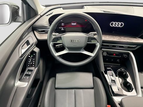 Used 2025 Audi Q5 Premium Plus AWD/4WD image 10