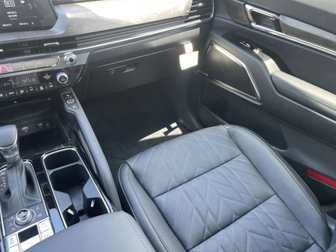 New 2025 Kia Telluride SX Prestige X-Line AWD/4WD image 15